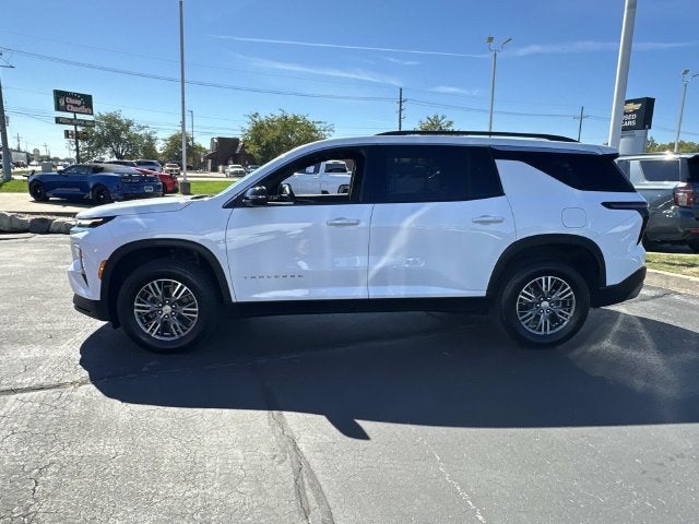 2025 Chevrolet Traverse LT
