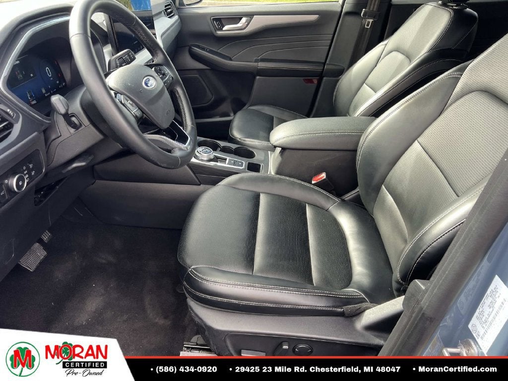 2025 Ford Escape Platinum