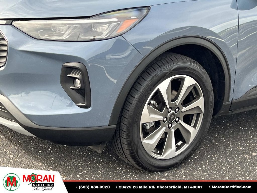 2025 Ford Escape Platinum