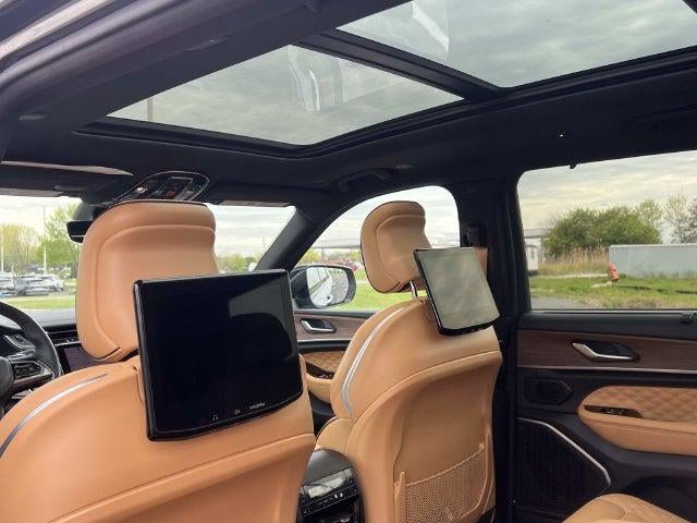2023 Jeep Grand Cherokee L Summit 4x4