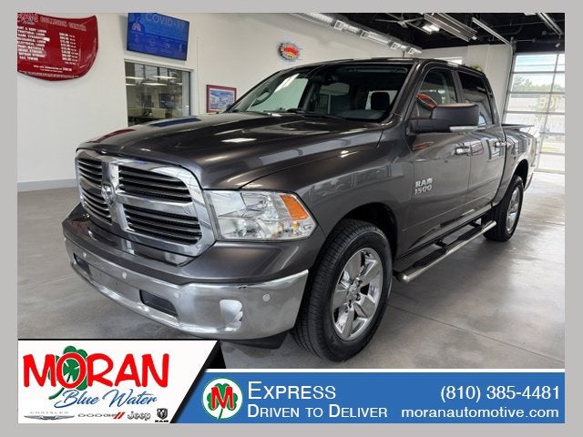 2017 RAM 1500 Big Horn Crew Cab 4x4 5'7' Box