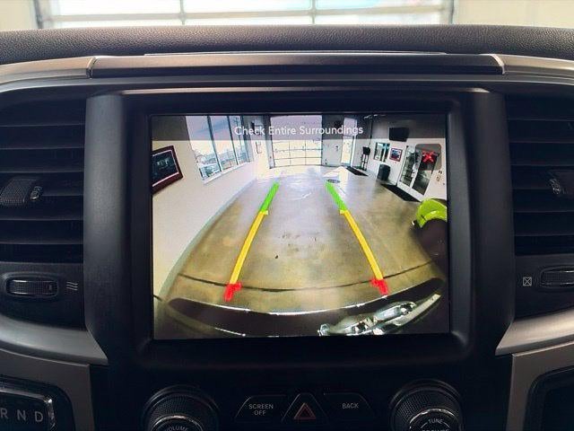 2017 RAM 1500 Big Horn Crew Cab 4x4 5'7' Box