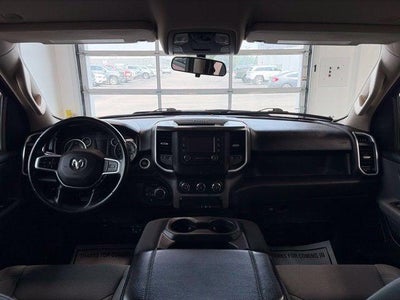 2020 RAM 1500 Big Horn Crew Cab 4x4 5'7' Box