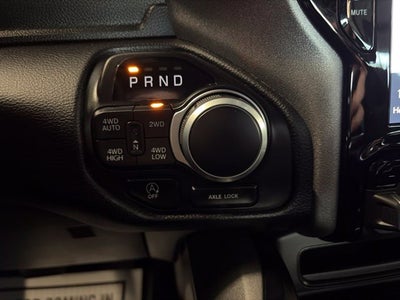 2024 RAM 1500 Big Horn Crew Cab 4x4 5'7' Box
