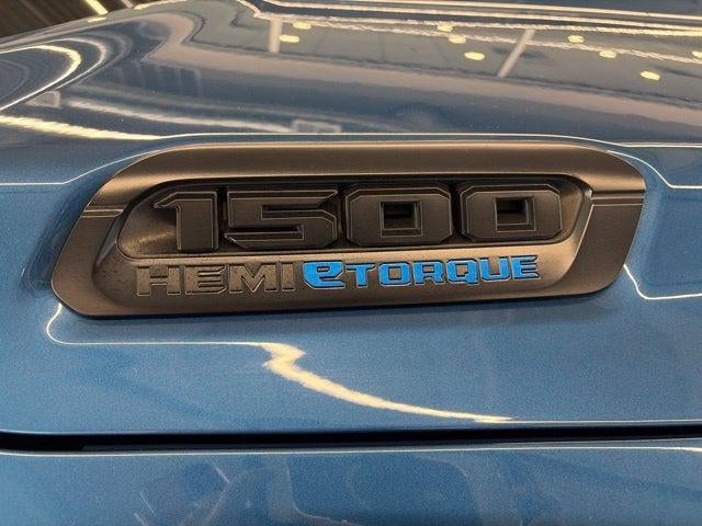 2024 RAM 1500 Big Horn Crew Cab 4x4 5'7' Box