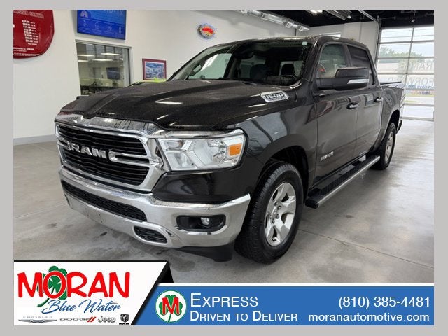 2020 RAM 1500 Big Horn Crew Cab 4x4 5'7' Box