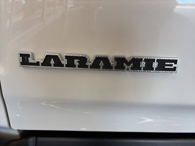 2022 RAM 1500 Laramie Crew Cab 4x4 5'7' Box