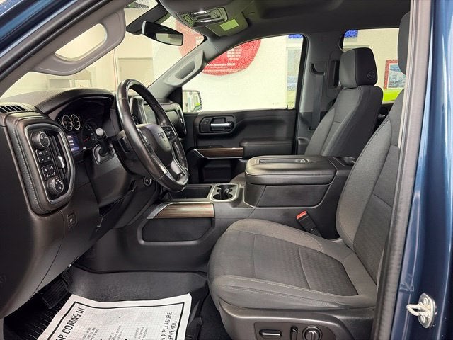 2020 Chevrolet Silverado 1500 4WD Crew Cab Short Bed RST