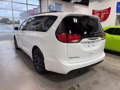 2018 Chrysler Pacifica Touring L Plus