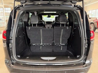 2024 Chrysler Pacifica Hybrid Premium S Appearance Pkg