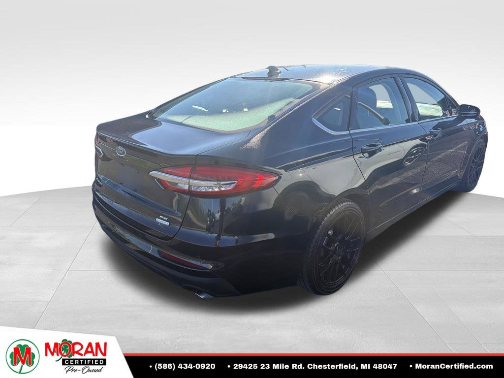 2020 Ford Fusion SE
