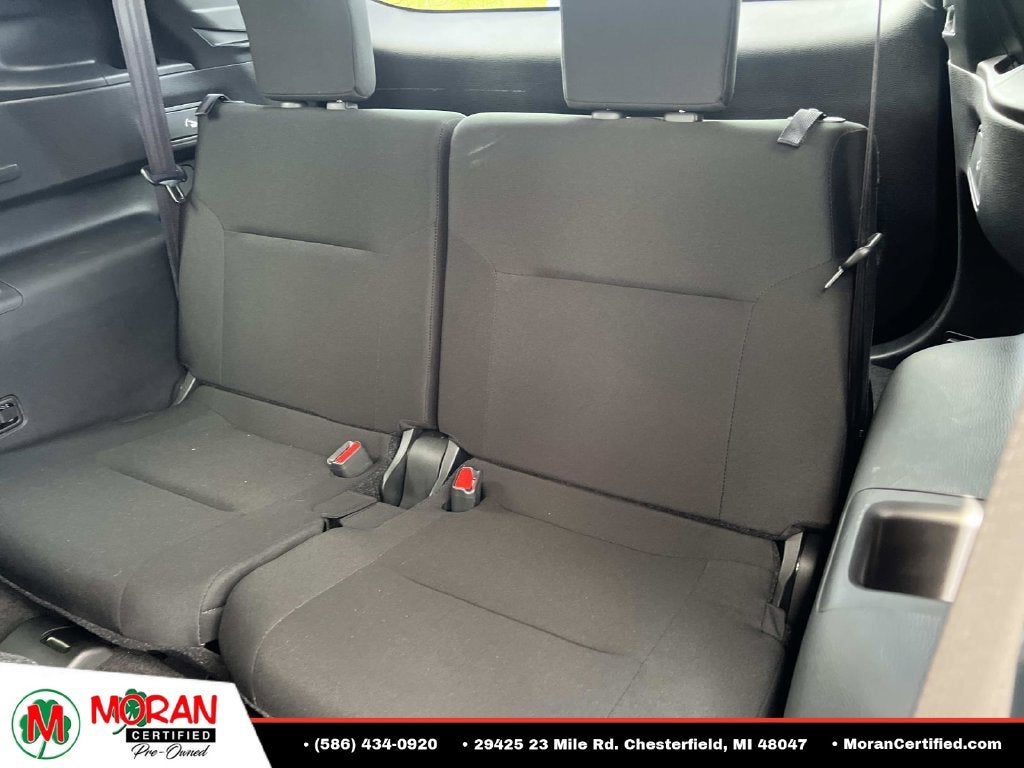 2022 Mitsubishi Outlander ES