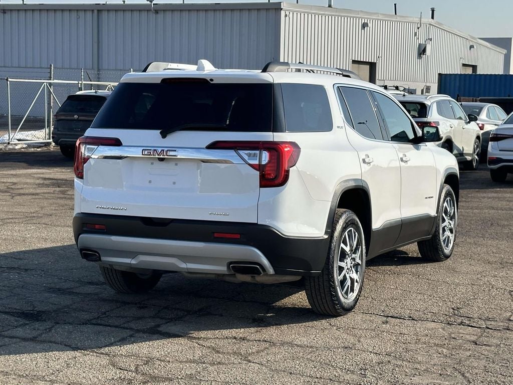 2023 GMC Acadia SLT