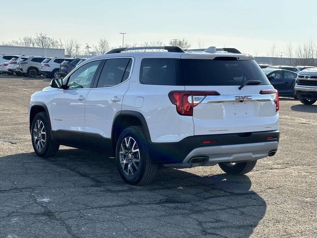 2023 GMC Acadia SLT