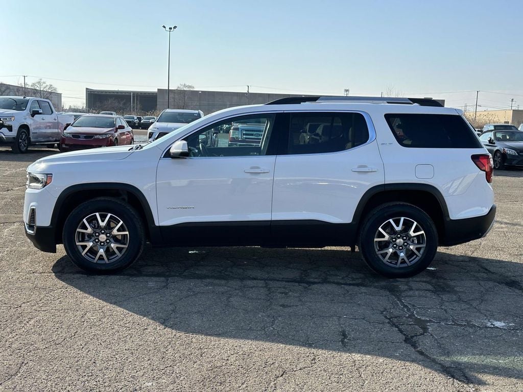 2023 GMC Acadia SLT