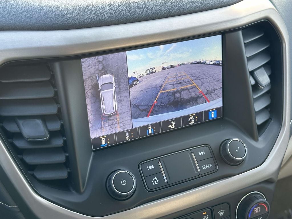 2023 GMC Acadia Denali