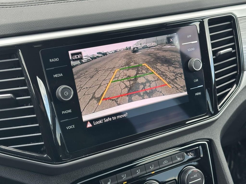 2023 Volkswagen Atlas Cross Sport 2.0T SE w/Technology