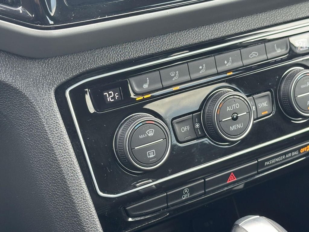 2023 Volkswagen Atlas Cross Sport 2.0T SE w/Technology