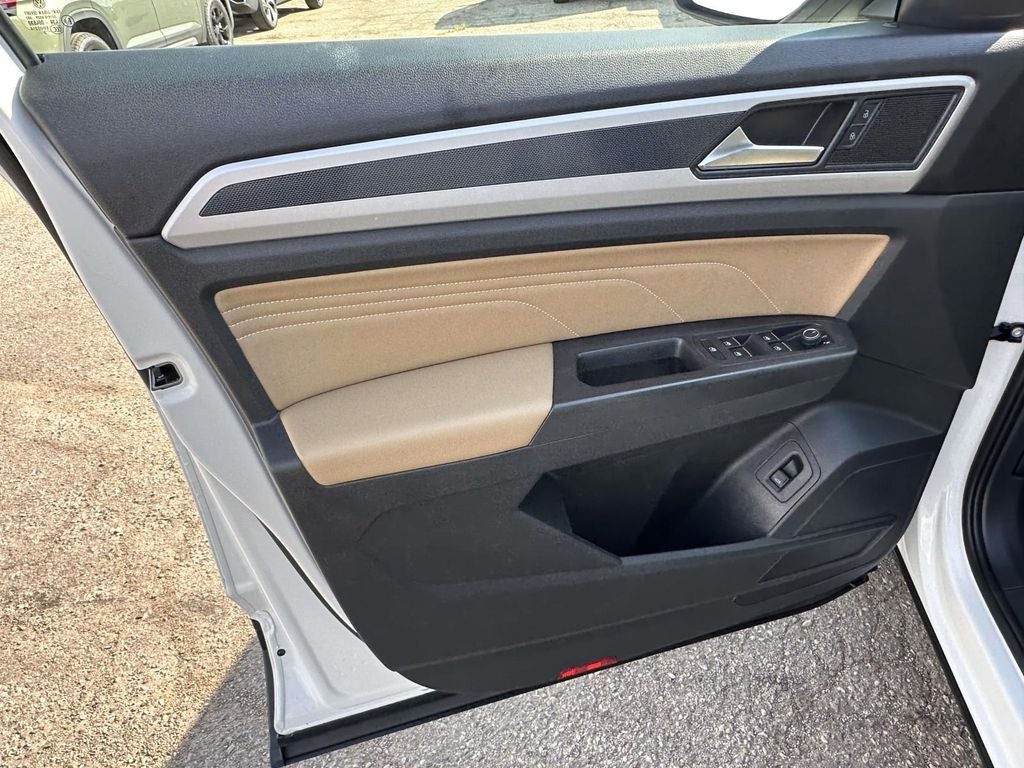 2023 Volkswagen Atlas Cross Sport 2.0T SE w/Technology