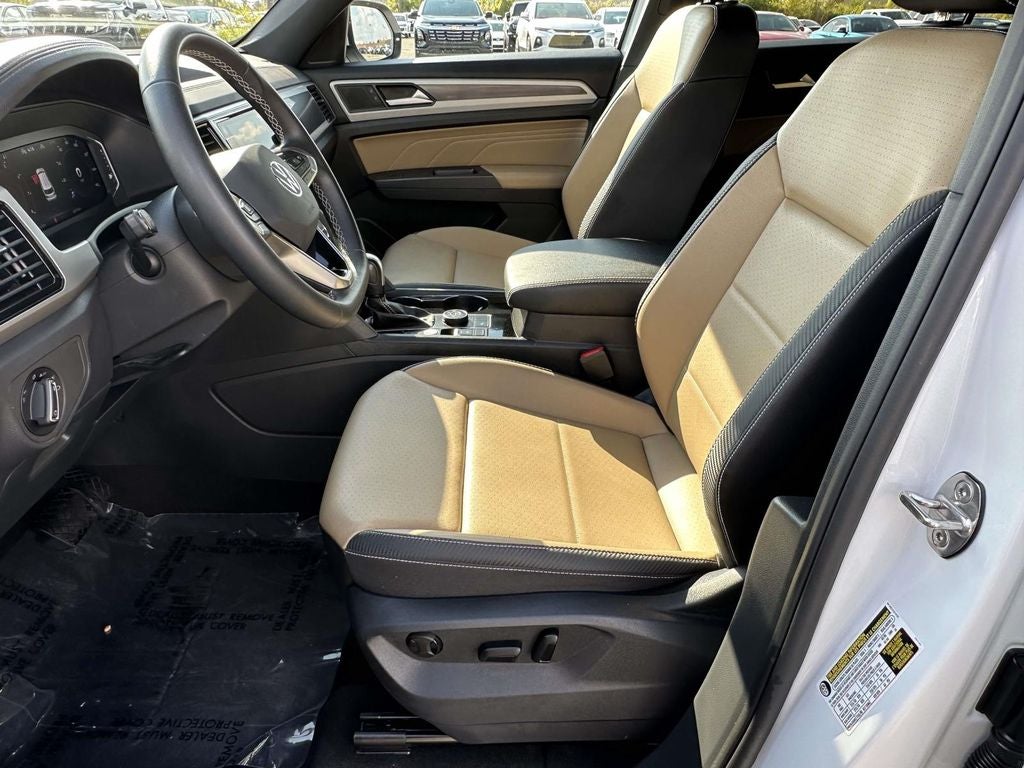 2023 Volkswagen Atlas Cross Sport 2.0T SE w/Technology