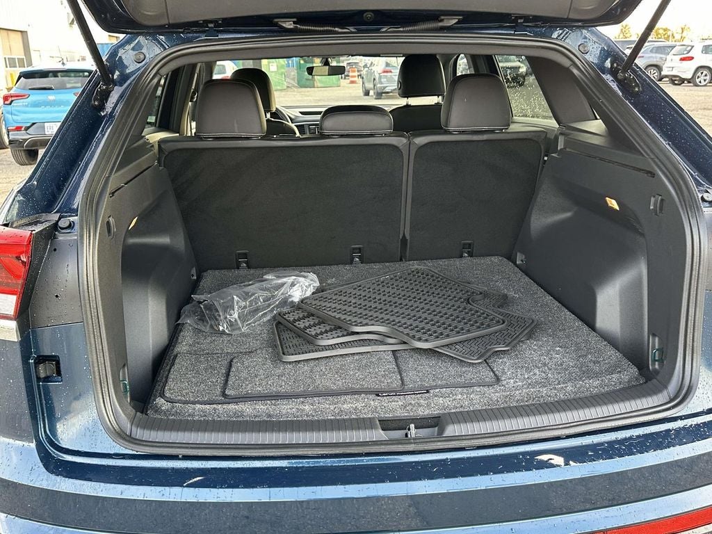 2023 Volkswagen Atlas Cross Sport 2.0T SE