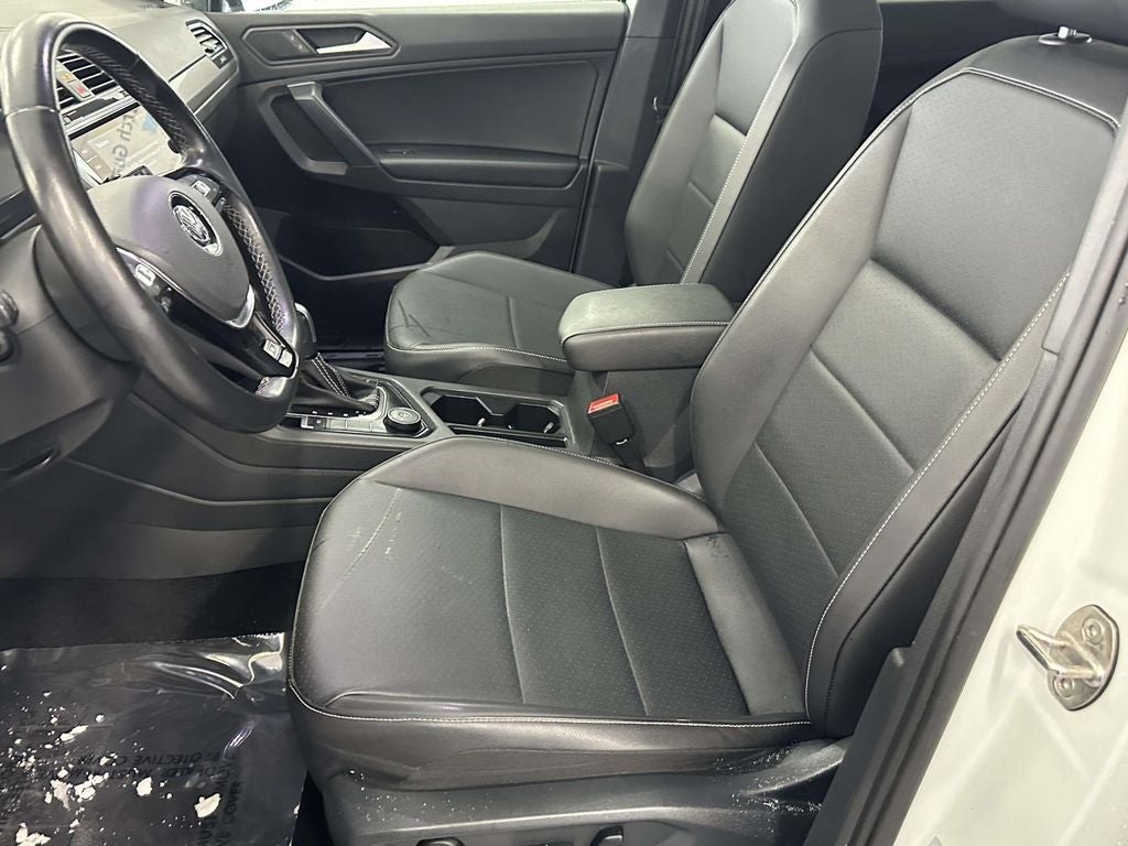 2021 Volkswagen Tiguan 2.0T SE R-Line Black