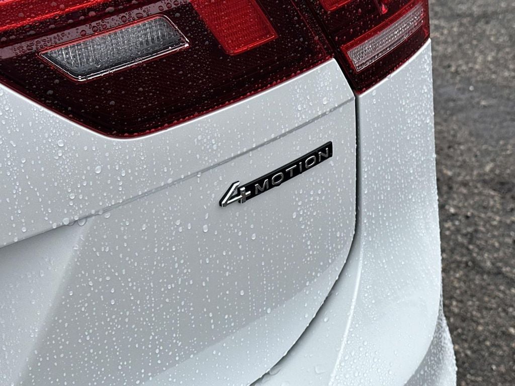 2023 Volkswagen Tiguan 2.0T SEL R-Line