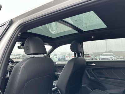 2023 Volkswagen Tiguan 2.0T SEL R-Line