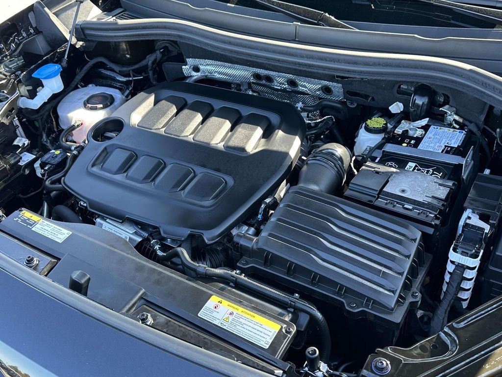 2025 Volkswagen Tiguan 2.0T SE