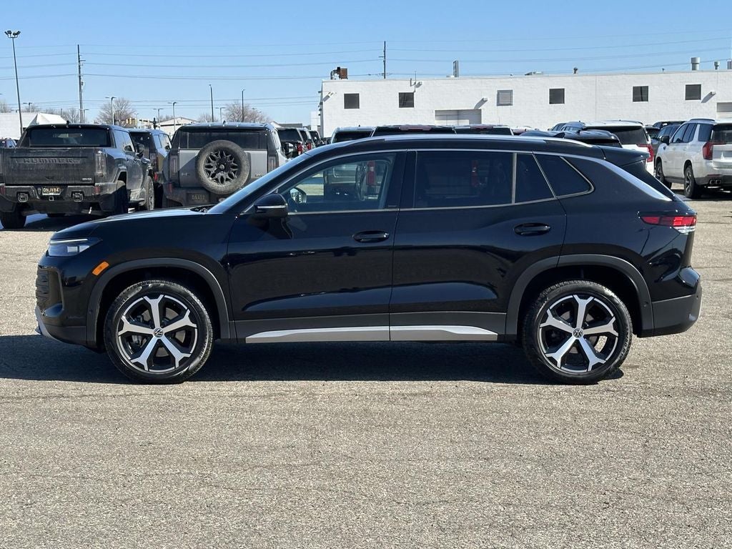 2025 Volkswagen Tiguan 2.0T SE