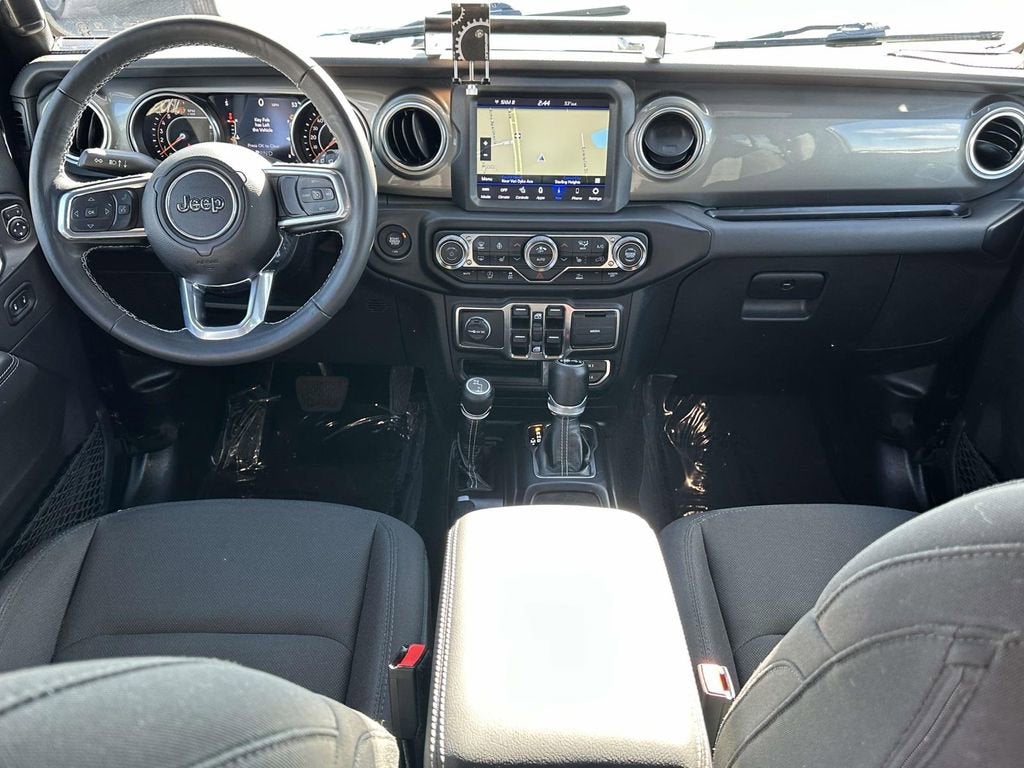 2022 Jeep Wrangler Unlimited Sahara 4x4