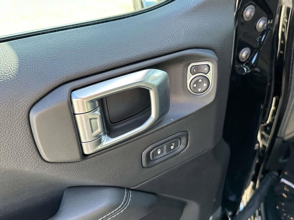 2022 Jeep Wrangler Unlimited Sahara 4x4