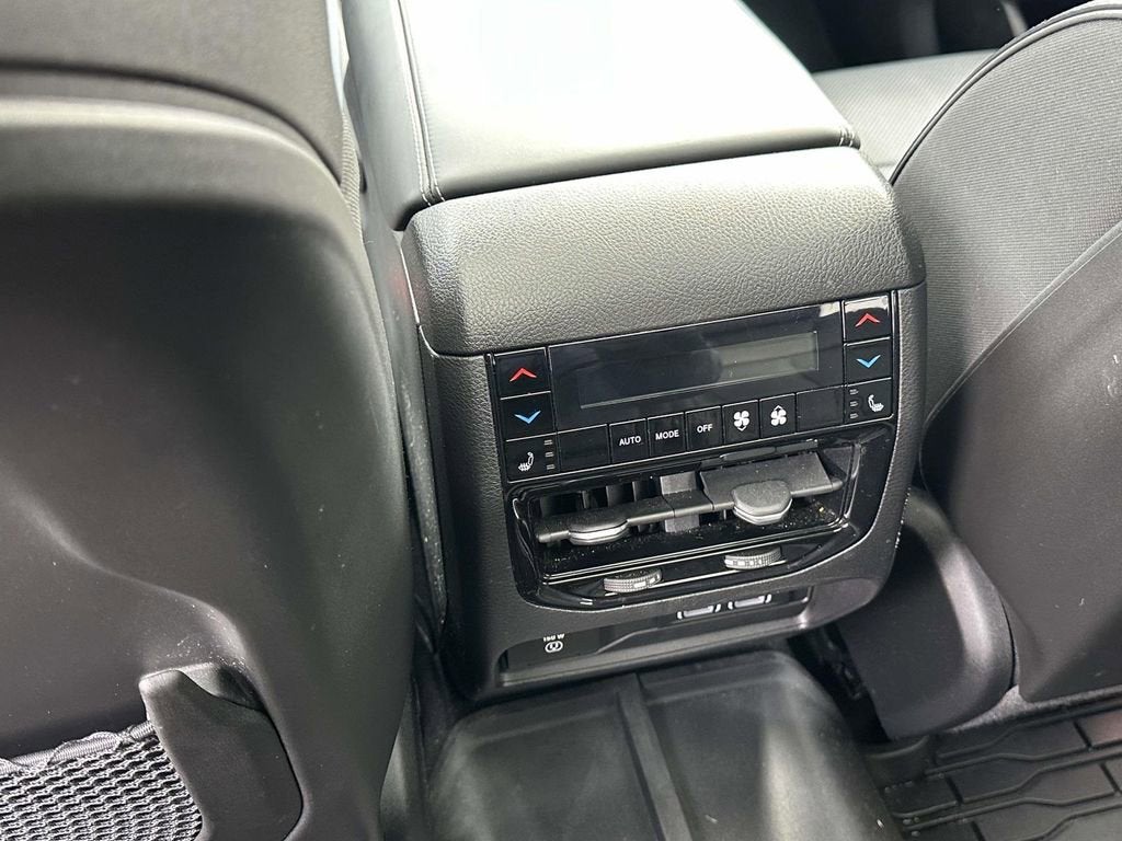 2022 Jeep Grand Cherokee 4xe Overland