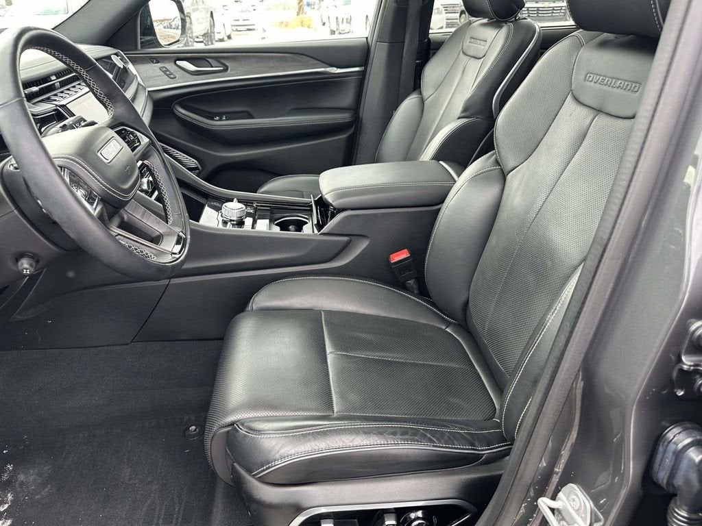 2022 Jeep Grand Cherokee 4xe Overland