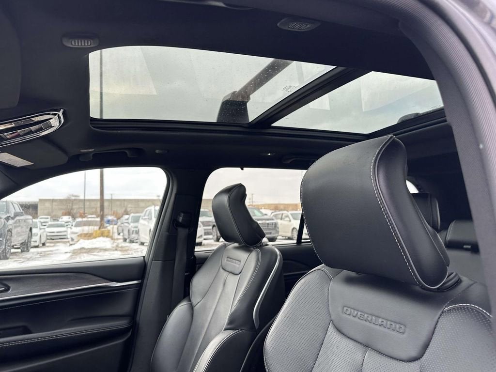 2022 Jeep Grand Cherokee 4xe Overland