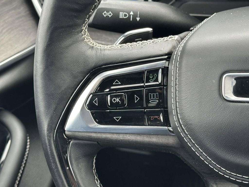 2022 Jeep Grand Cherokee 4xe Overland