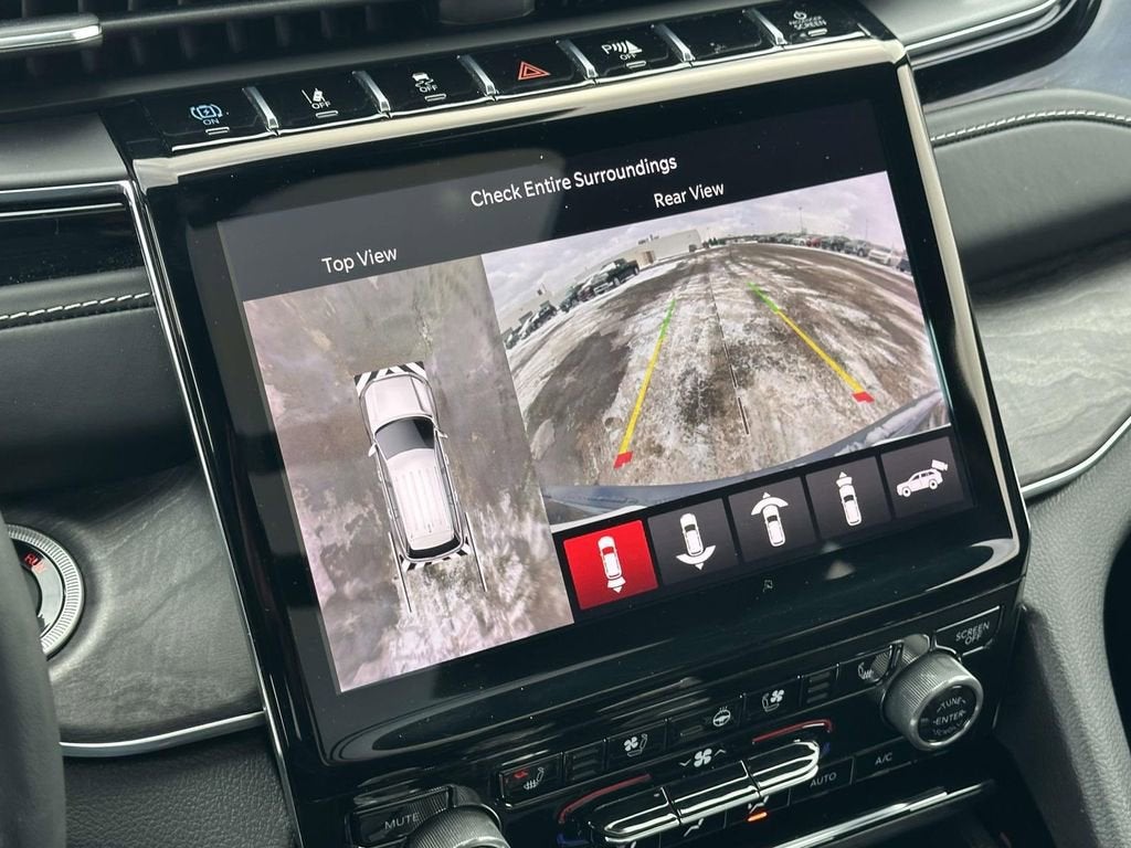 2022 Jeep Grand Cherokee 4xe Overland