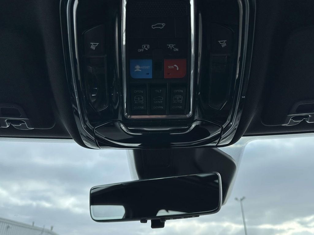 2022 Jeep Grand Cherokee 4xe Overland