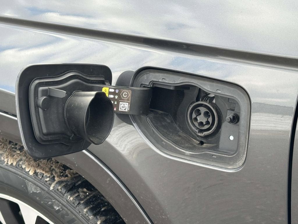 2022 Jeep Grand Cherokee 4xe Overland