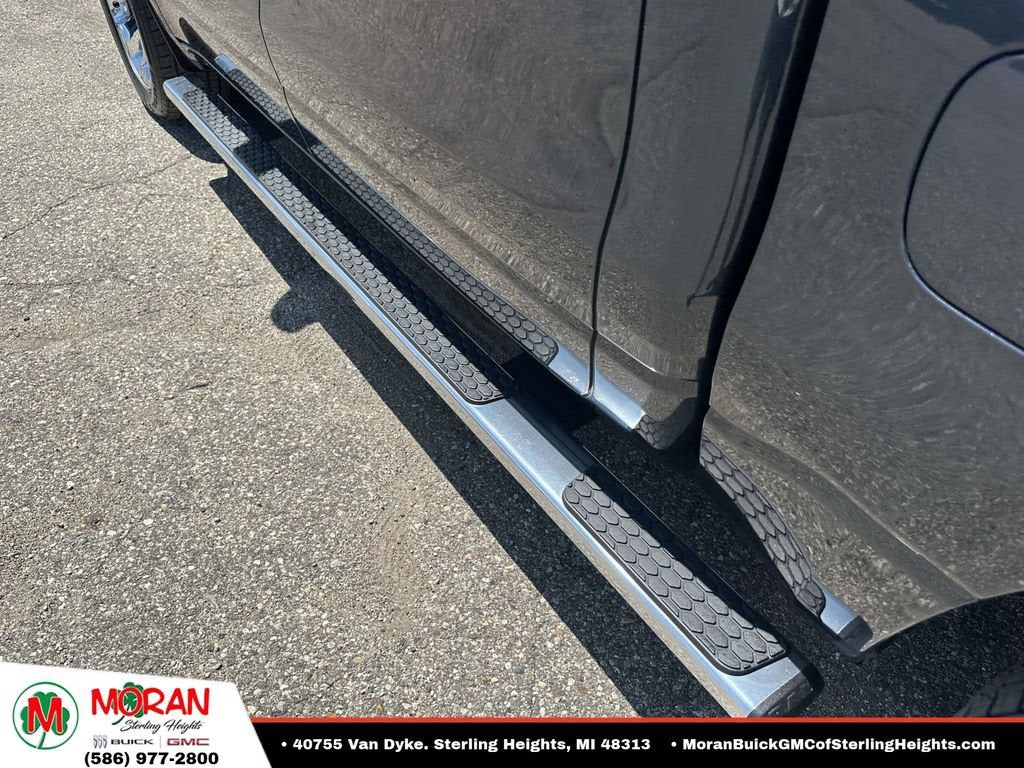 2021 RAM 1500 Big Horn Crew Cab 4x4 5'7" Box