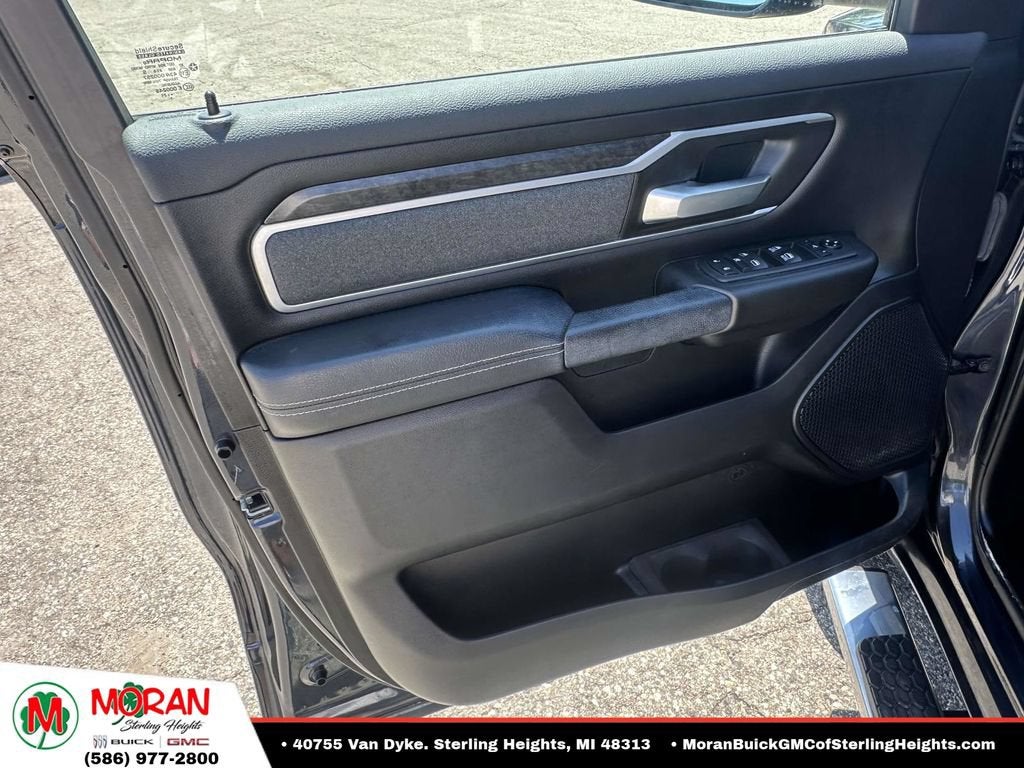 2021 RAM 1500 Big Horn Crew Cab 4x4 5'7" Box