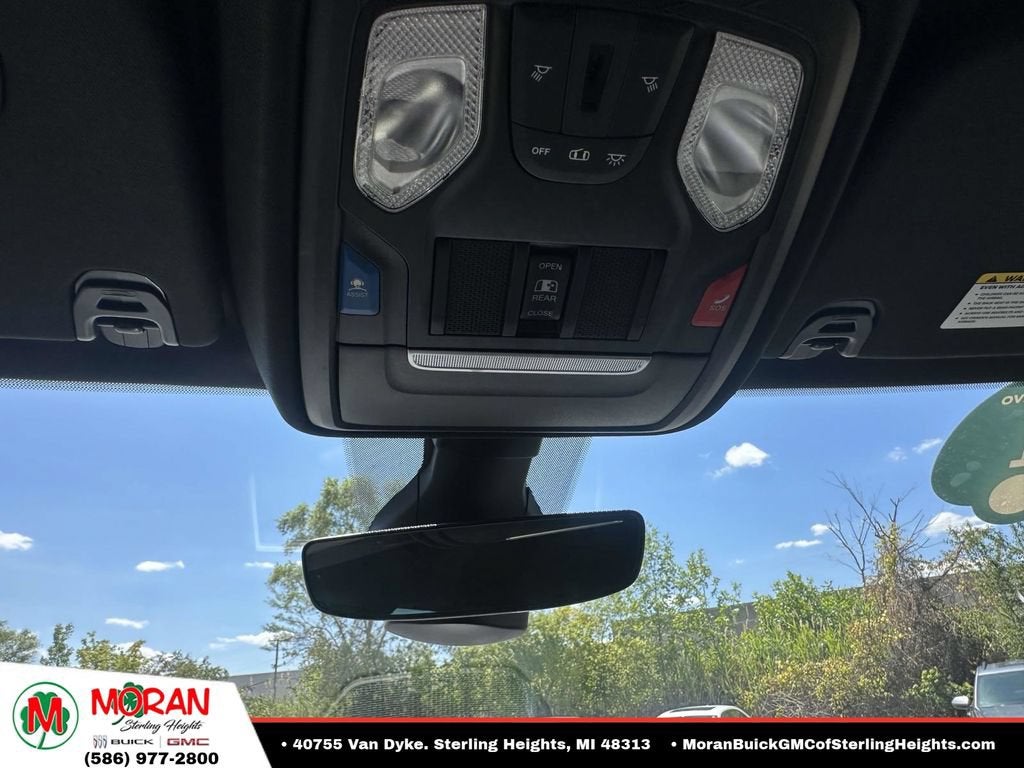 2021 RAM 1500 Big Horn Crew Cab 4x4 5'7" Box