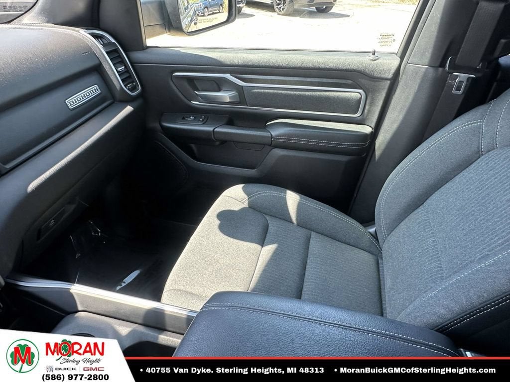 2021 RAM 1500 Big Horn Crew Cab 4x4 5'7" Box