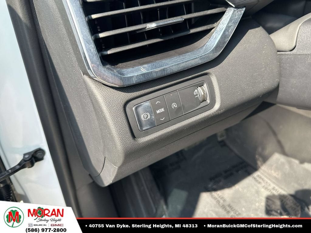 2024 GMC Acadia Elevation