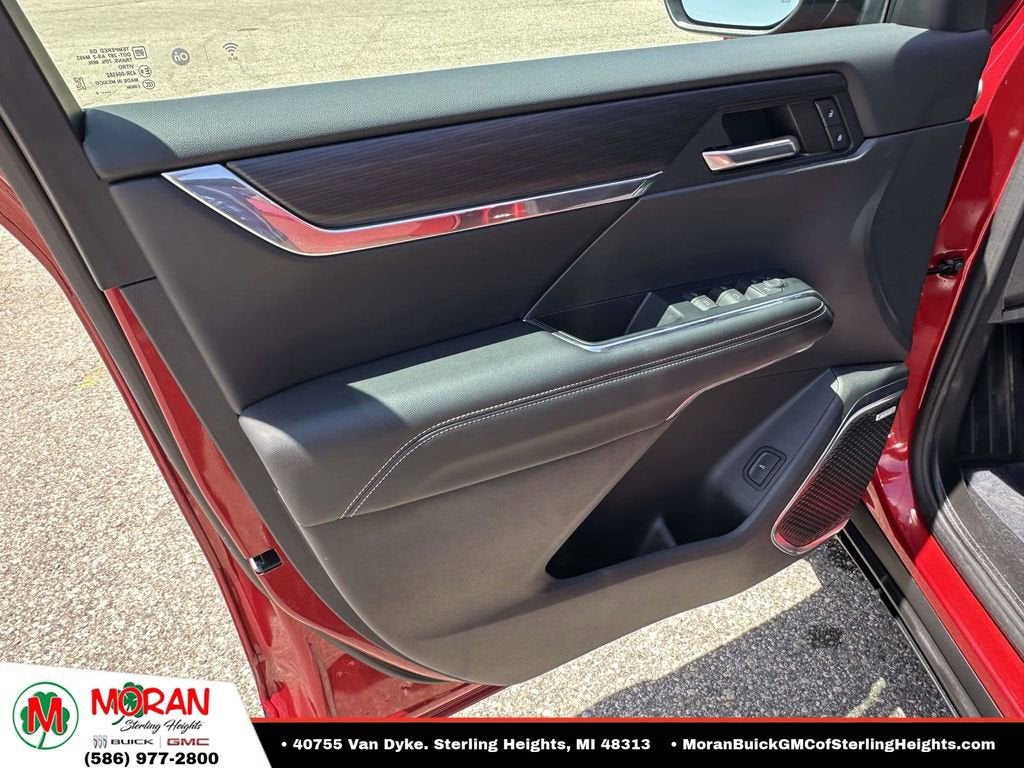 2024 GMC Acadia Elevation
