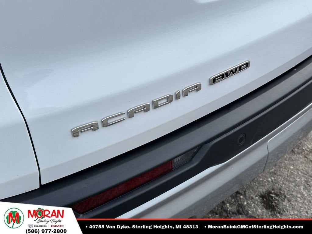 2024 GMC Acadia Elevation