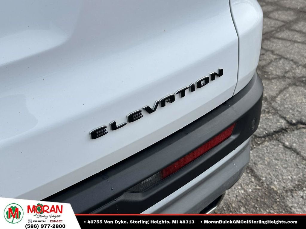 2024 GMC Acadia Elevation