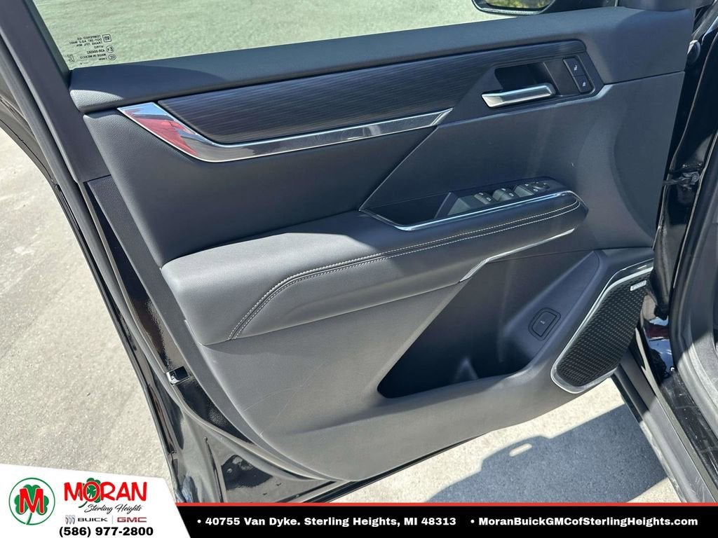 2024 GMC Acadia Elevation