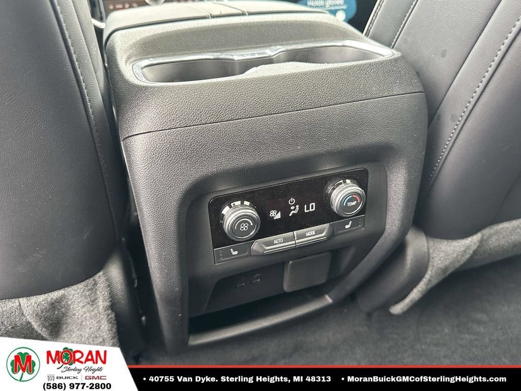 2024 GMC Acadia Denali