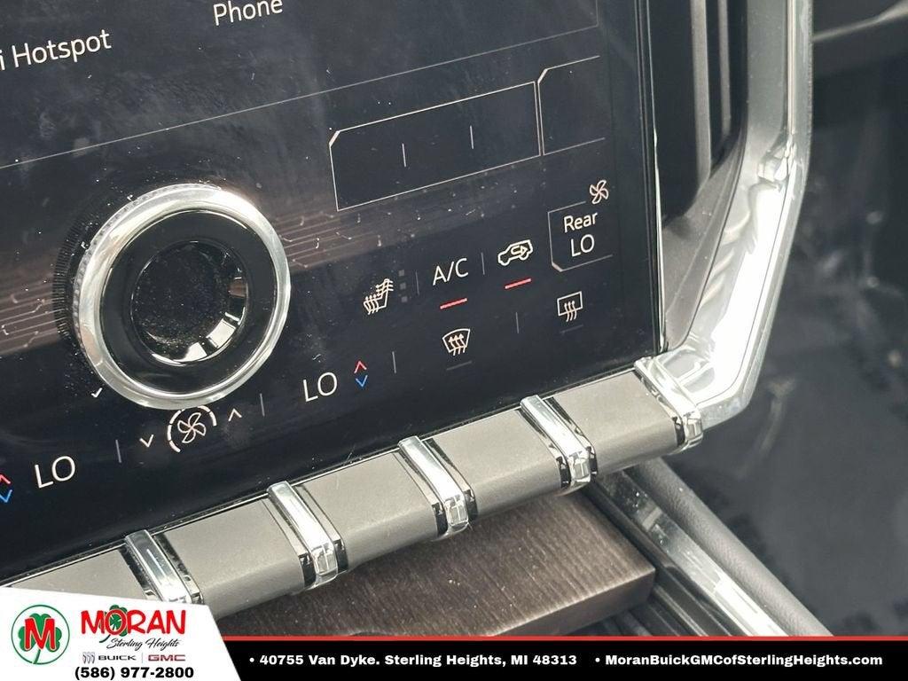 2024 GMC Acadia Denali
